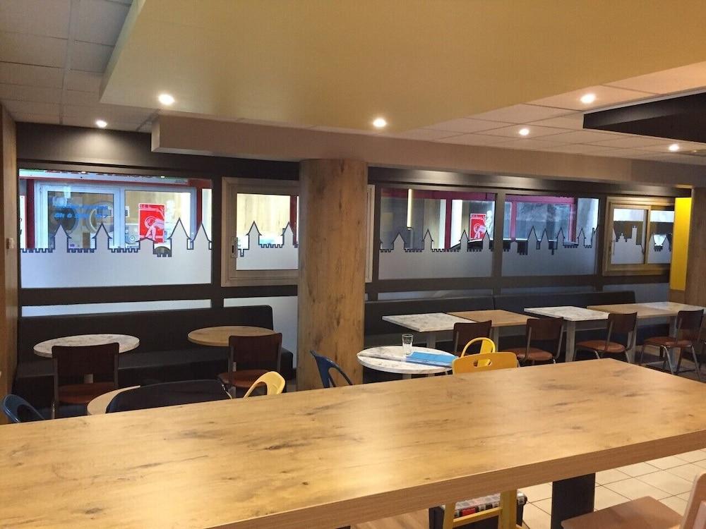 Ibis Carcassonne Centre - La Cite Exterior foto